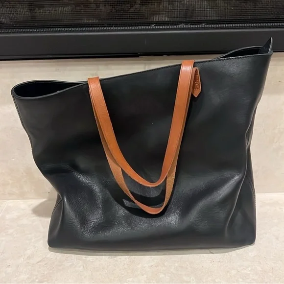 Madewell Leather Tote Black - Picture 6 of 13
